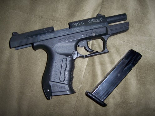 Pistols Walther P99 Blank Firing Replica 9mm PAK