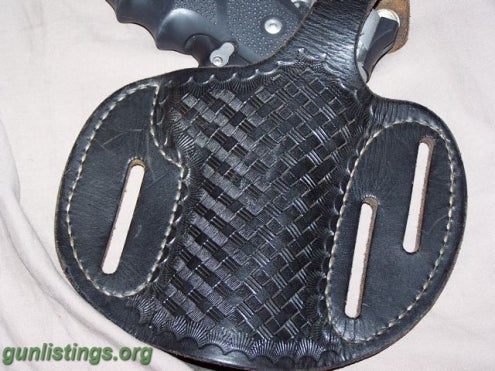 Accessories Roy's Leather #39 Pancake Holster - Pachmayr Grips