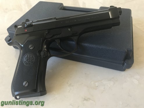 Pistols Beretta 92G Like New