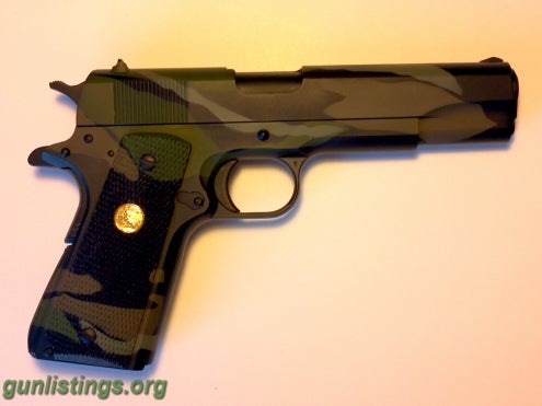 Pistols Colt Camo Companion