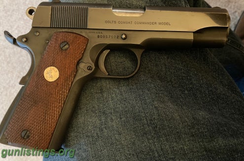 Pistols Colt Combat Commander 1911 45 ACP