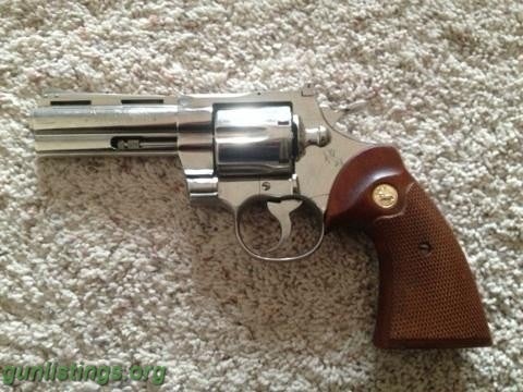 Pistols Colt Python 4 Inch Nickel