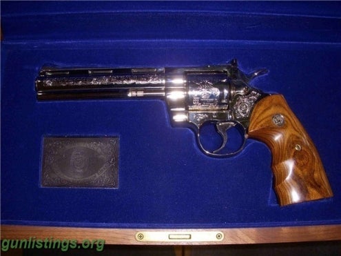 Pistols Colt Python Special Edition