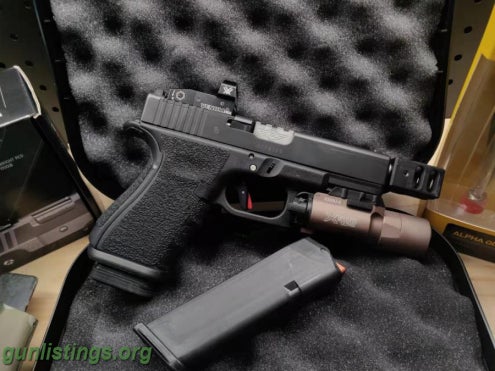 Pistols Custom Glock 19 Gen 4 MOS