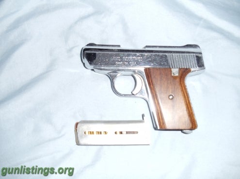 Pistols Davis Industries .32 Calibur Automatic