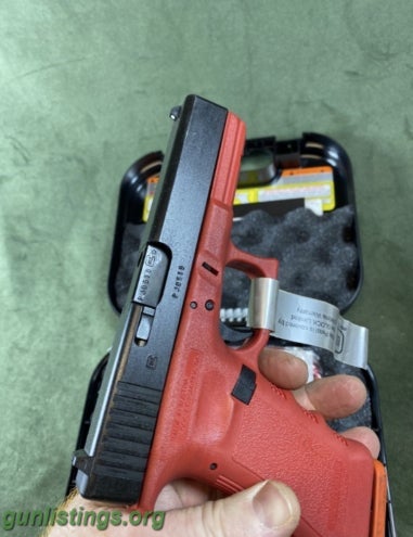 Pistols Glock 22P Red Trainer VERY RARE! + Case