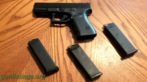 Pistols Glock 23 .40 Gen III