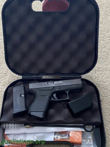 Pistols GLOCK 43 WITH 2 MAGAZINES AND SPEED LOADER