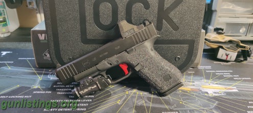 Pistols Glock 48 MOS, Holosun 507k, TLR7 Sub Package