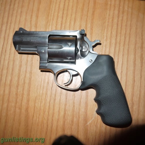 Pistols Ruger Alaskan .44 Magnum