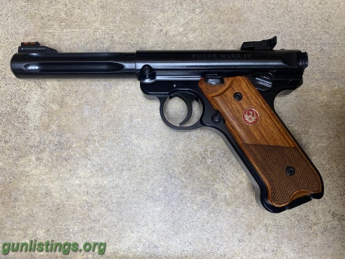 Pistols Ruger Mark IV Hunter Talo Edition