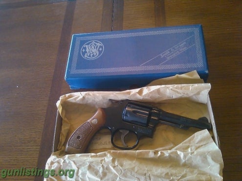 Pistols Smith & Wesson .38 Military & Polic