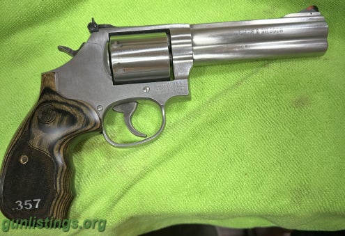 Pistols Smith & Wesson 686 TALO Edition .357