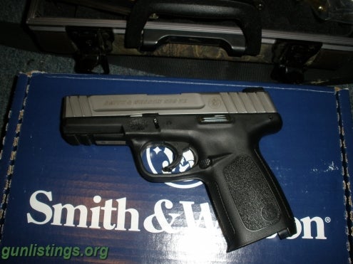 Pistols Smith & Wesson 9mm