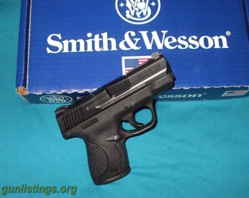 Pistols Smith & Wesson M&P Shield 40 S&W Pistol