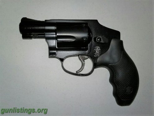 Pistols Smith And Wesson Model 442 Airweight