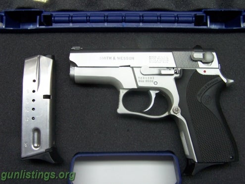 Pistols Smith And Wesson Model 6906 Compact 9mm