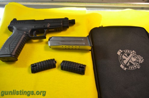 Pistols SPRINGFIELD XD 10 2 MAGS