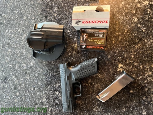 Pistols Springfield XD 40SW