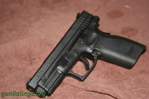 Pistols Springfield XD V-10