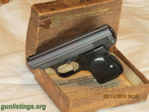 Pistols Sterling 302 .22