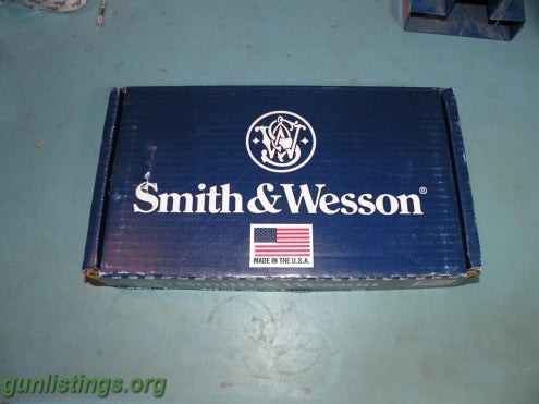 Pistols S&W 22A 7 Inch NIB