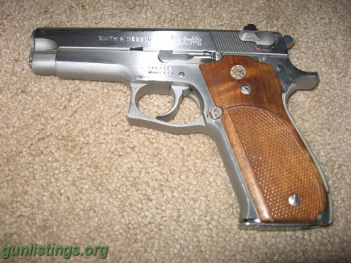 Pistols S&W Model 639 9mm Pistol