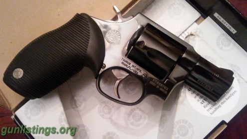 Pistols Taurus Model 405 40 Cal Revolver