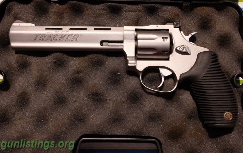 Pistols Taurus Tracker Stainless .22 Magnum