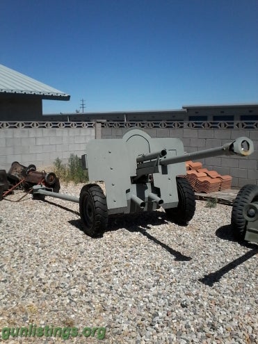 Collectibles WWII Replica Cannons