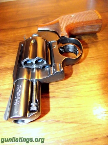 Pistols Colt Detective Special 2