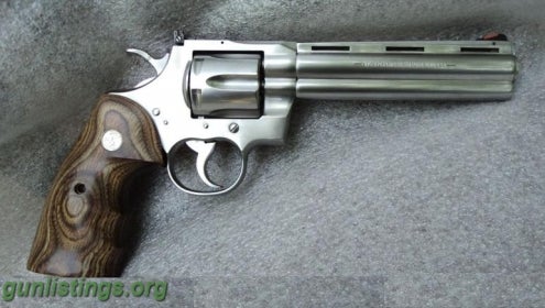 Pistols Colt Python Elite