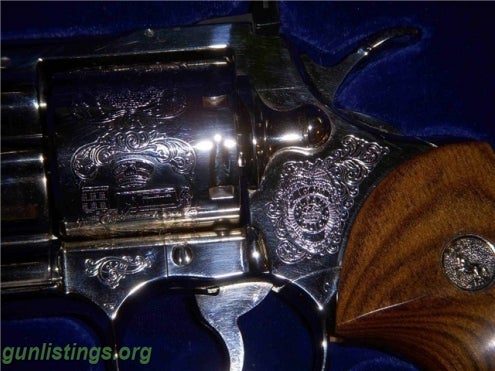 Pistols Colt Python Special Edition