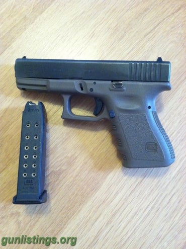 Pistols Glock 19 OD Green (Gen 3)