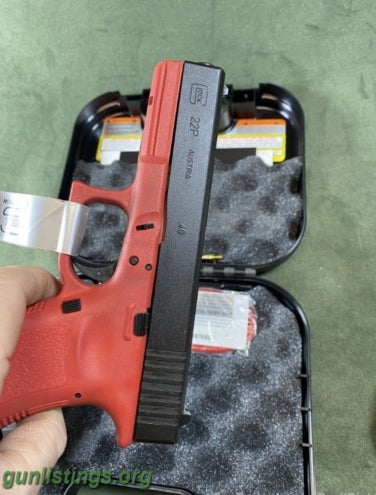 Pistols Glock 22P Red Trainer VERY RARE! + Case