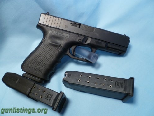 Pistols GLOCK 23 Gen 4  40 S&W