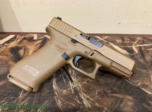 Pistols Glock G19X Compact Crossover