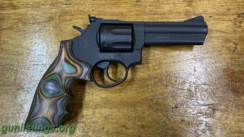 Pistols Model 66 Taurus 357 38 Revolver Hogue Wood Grip