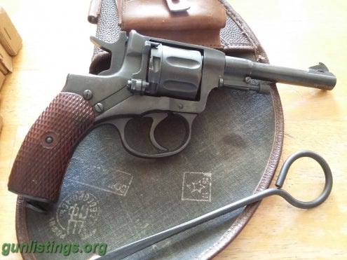 Pistols Nagant 1895 Revolver