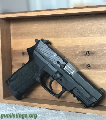 Pistols SIG SAUER SP2022 .9MM