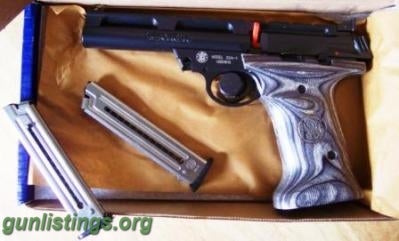 Pistols NIB Smith & Wesson 22A With Bull Barrel