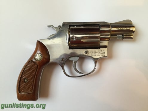 Pistols Smith & Wesson 38 Special