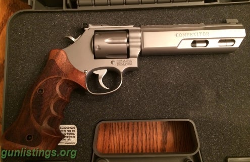 Pistols Smith And Wesson 686 Competitor