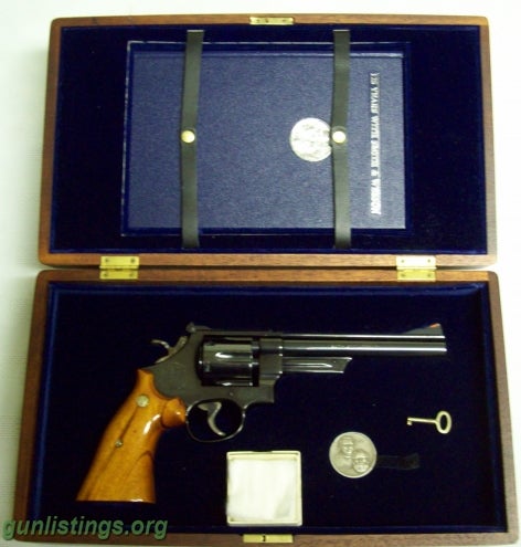 Pistols Smith And Wesson Colt 45