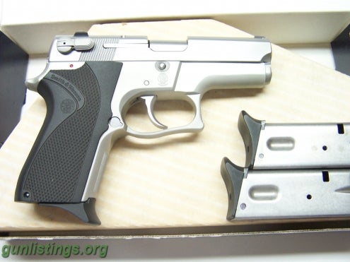 Pistols Smith And Wesson Mod 6906 Compact 9 Mm