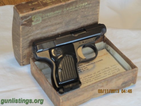 Pistols Sterling 302 .22