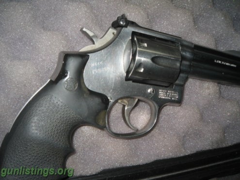 S&W 686-4 WITH 4