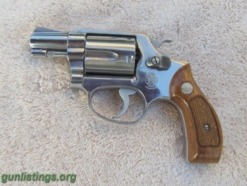 Pistols S&W MODEL 60 SS  2 INCH BBL.