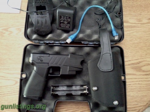 Pistols Taser M26  Obo