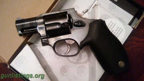 Pistols Taurus Model 405 40 Cal Revolver